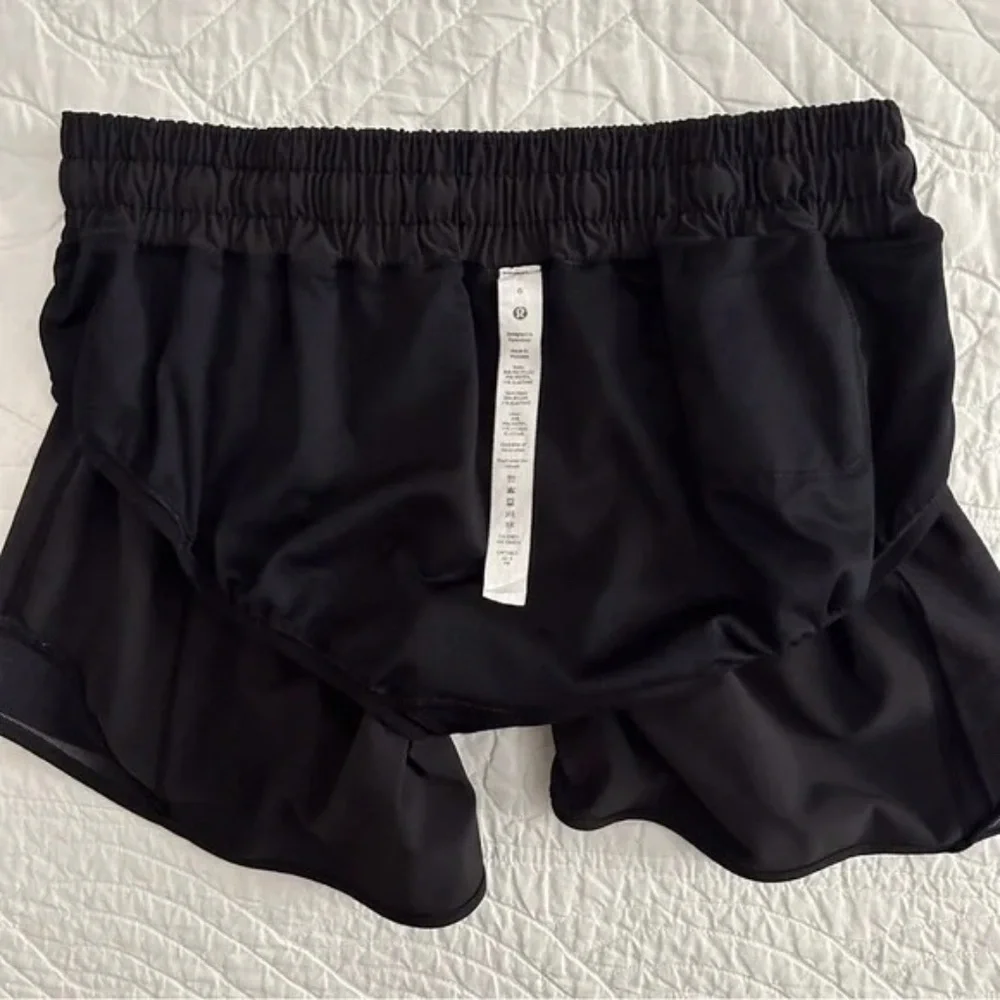 Lululemon Black Women's Hotty Hot Short Long 4” Size 6 W7ARLT - Picture 11 of 15